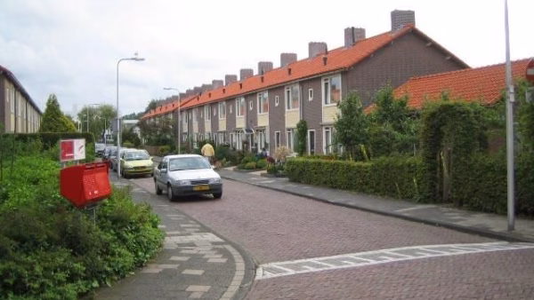 Wijk Kruisbroek, Naaldwijk