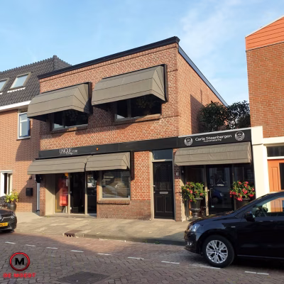 Een duo oplevering in Naaldwijk